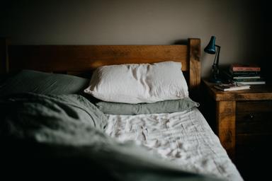 Что делать со старыми подушками и одеялами: 3 способа дать им новую жизнь